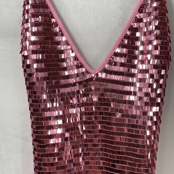 H:ours Amias Dress Size M NWT Pink Sequins Sparkle - Picture 6 of 16